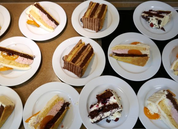 14.10. / 14.30 Uhr / Tortenvielfalt und Bildershow im Café Agathe